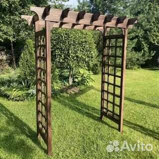 Садовые качели из дерева