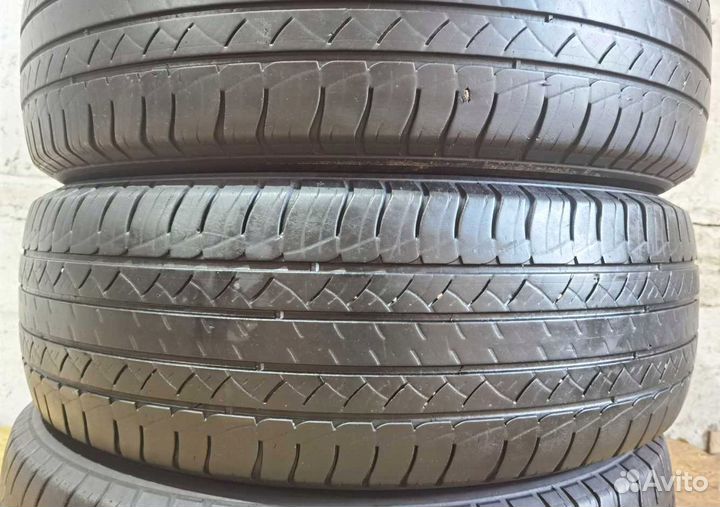 Michelin Latitude Tour HP 225/65 R17 102H
