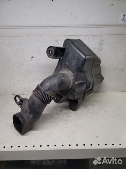 Корпус воздушного фильтра Skoda Octavia A5 1Z