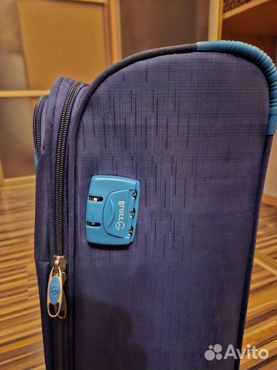 Чемодан Grott