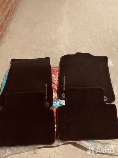 Оригинальные коврики porshe macan