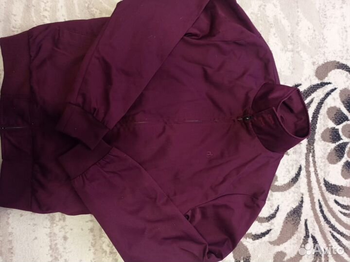 Лёгкая стильная куртка