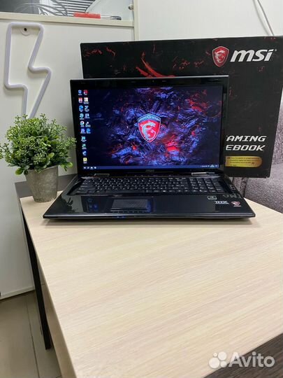 Игровой 17 дюймов GTX 1050/Core i7/IPS/12 озу