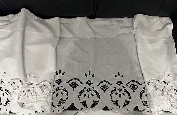 Старинный подзор на окна занавеска