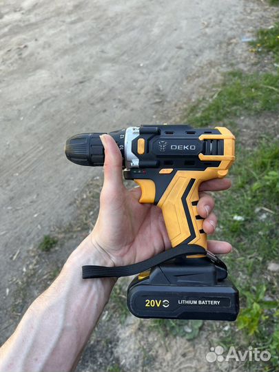 Шуруповерт deko 20v