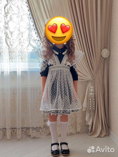 Платье с фартуком