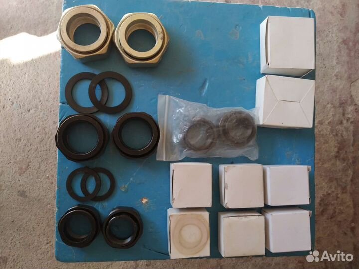 Гайки для крепления циркуляционного насоса