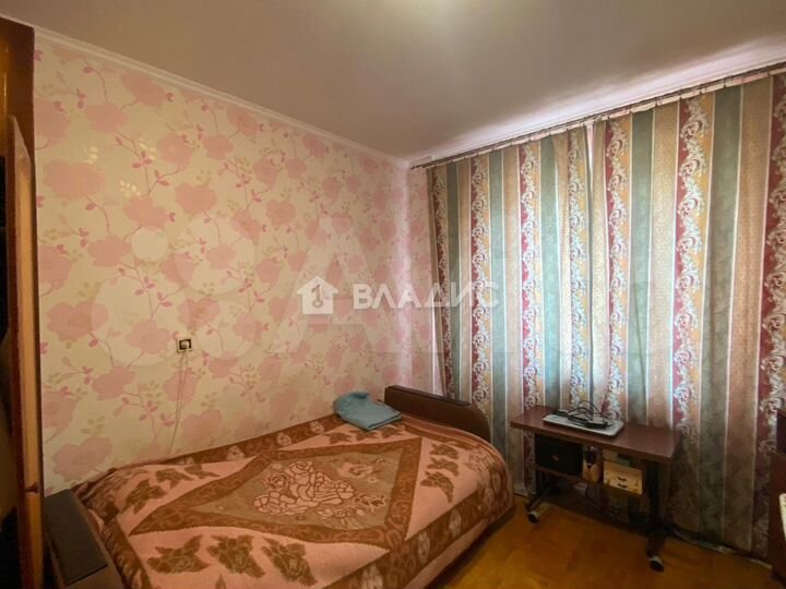 2-к. квартира, 52 м², 1/9 эт.