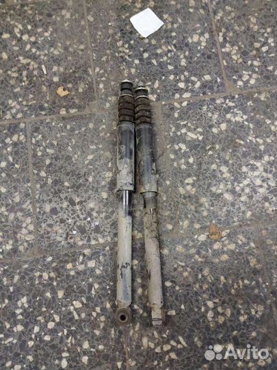 Renault logan амортизаторы задние