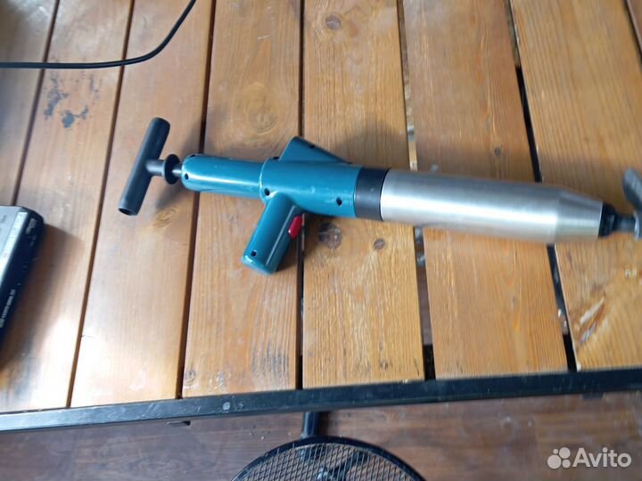 Устройство для разблокировки дренажных труб