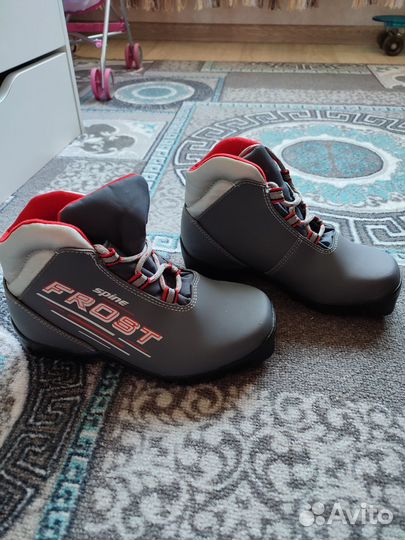 Лыжные ботинки 34 размер