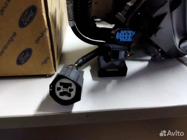 Проводка моторного отсека Ford Focus 3 1.6