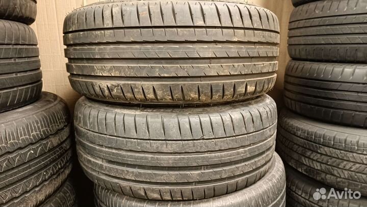 Michelin Pilot Sport 4 225/40 R19