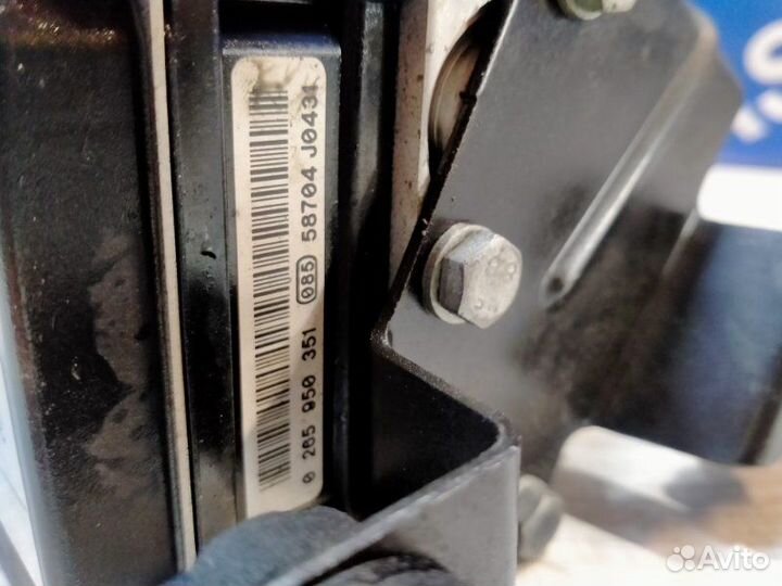 Блок abs Bmw X5 E53 M54B30 01/2004