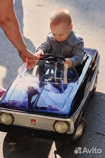 Педальный Москвич СССР аренда