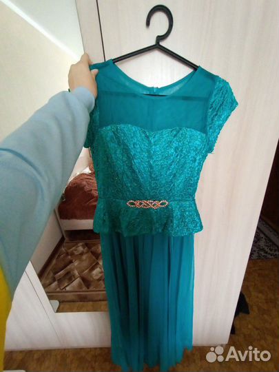 Вечернее платье