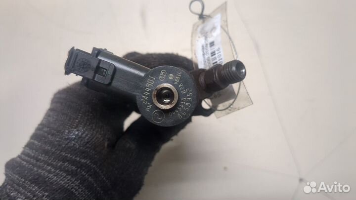 Форсунка топливная Volvo S60