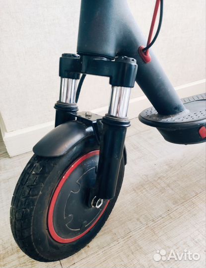 Электросамокат Xiaomi Mijia M365 Pro (оригинал)