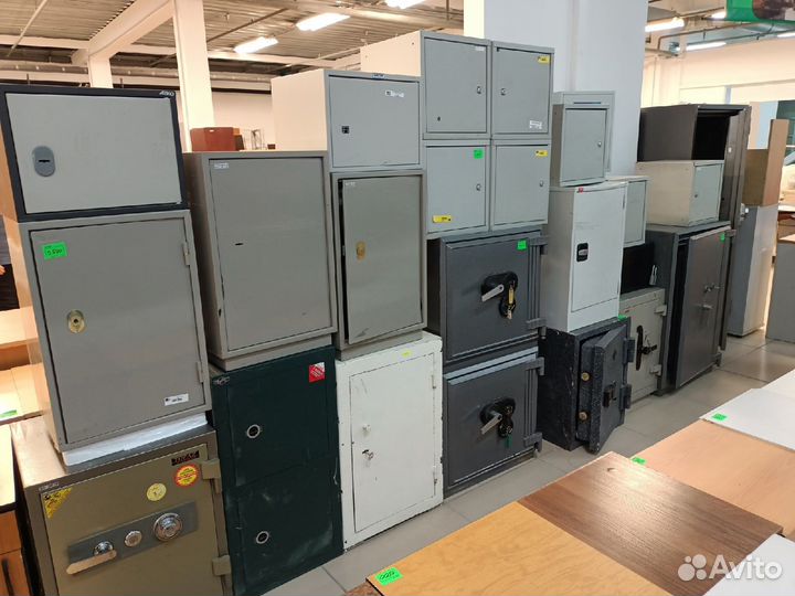 Сейфы И шкафы металлические Б.У