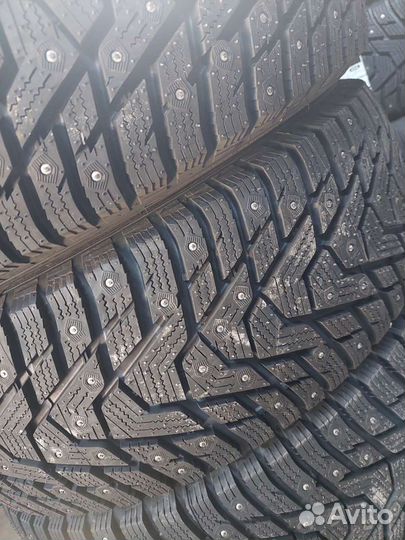 Hankook Winter I'Pike RS2 W429 215/65 R16 102T