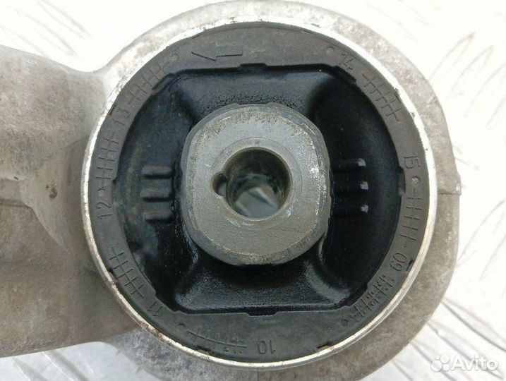 Рычаг подвески нижний передний правый Audi A4 B8