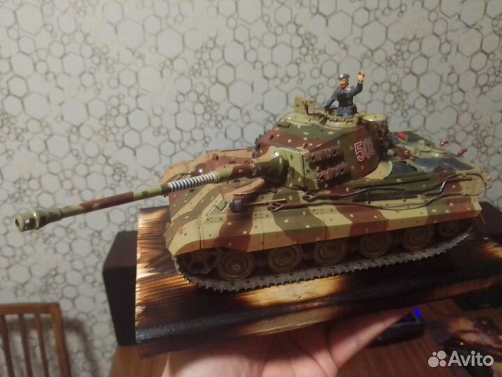 Модель танка king tiger