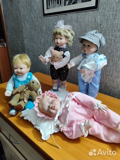 Кукла фарфоровая коллекционная