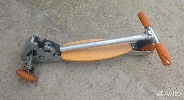 Самокат детский трехколесный