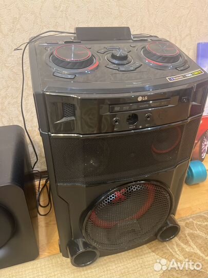 Музыкальный центр lg xboom 1000w