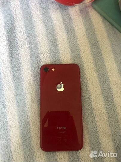 Телефон iPhone 8 64 gb