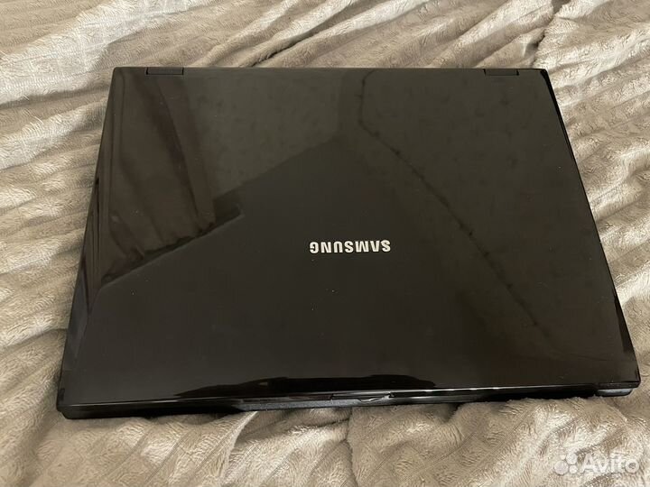 Ноутбук Samsung 15,4 дюйма