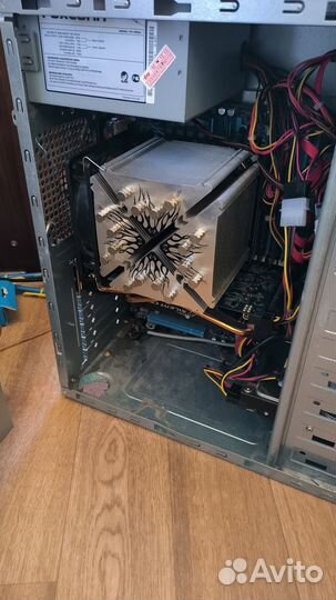Продаю офисный компьютер intel core i7