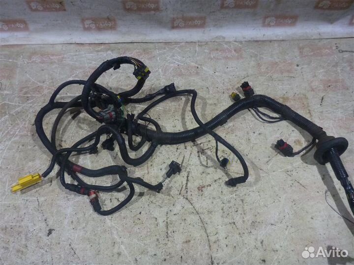 Проводка моторного отсека Лада Приора 2172 21126