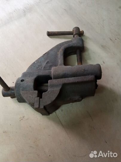 Тиски слесарные СССР