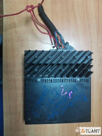 Усилитель магнитофона BMW 335I