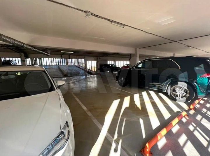 Машиноместо