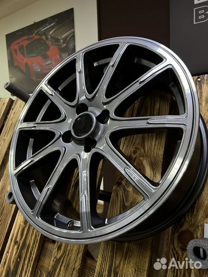 Khomen Wheels 6,5x17/4x100 ET50 D60,1 KHW1707