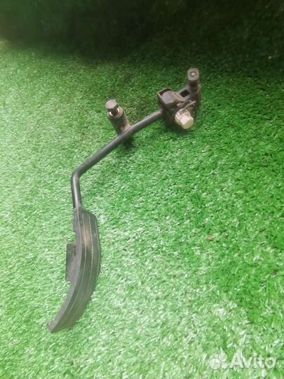 Педаль газа volkswagen polo mk3