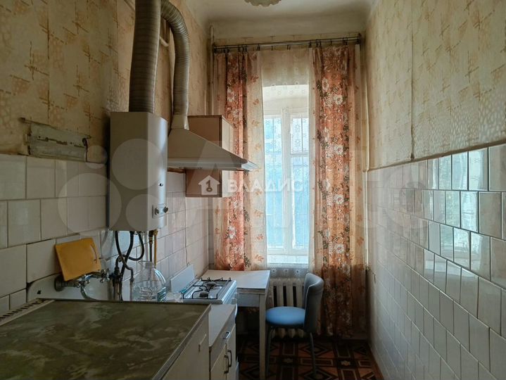 2-к. квартира, 50 м², 1/3 эт.