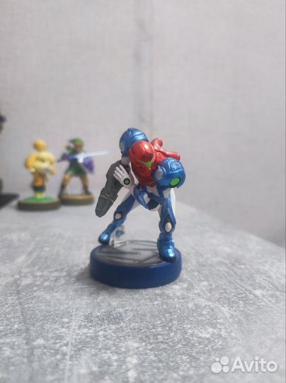 Игры и фигурки amiibo для Nintendo Switch