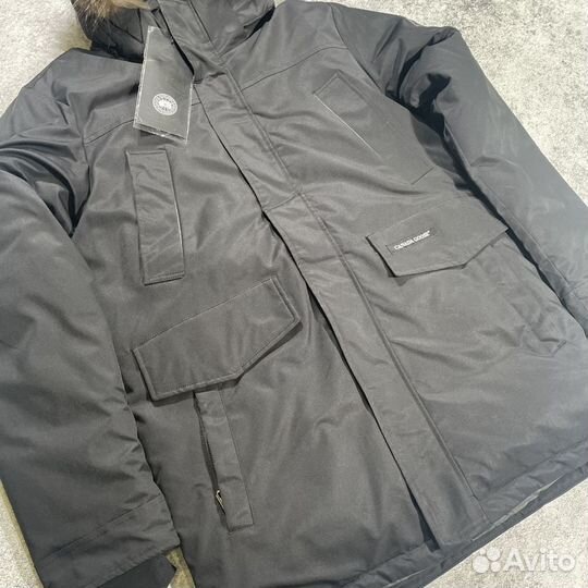 Зимняя куртка Canada Goose