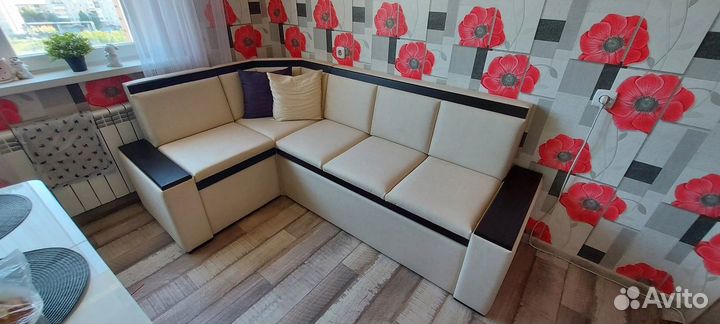 Перетяжка и ремонт мягкой мебели