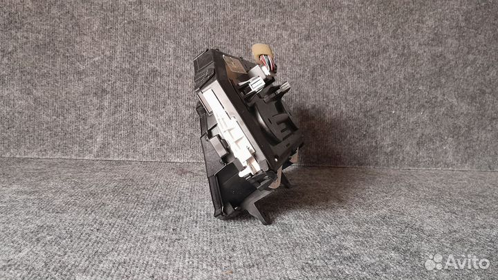 Панель приборов Nissan Juke