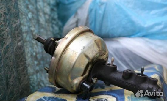 Вакуум в сборе с главным тормозным на ваз 2103