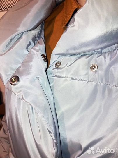 Женский короткий голубой пуховик