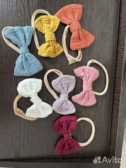 Ободок на голову из муслина для новорожденной