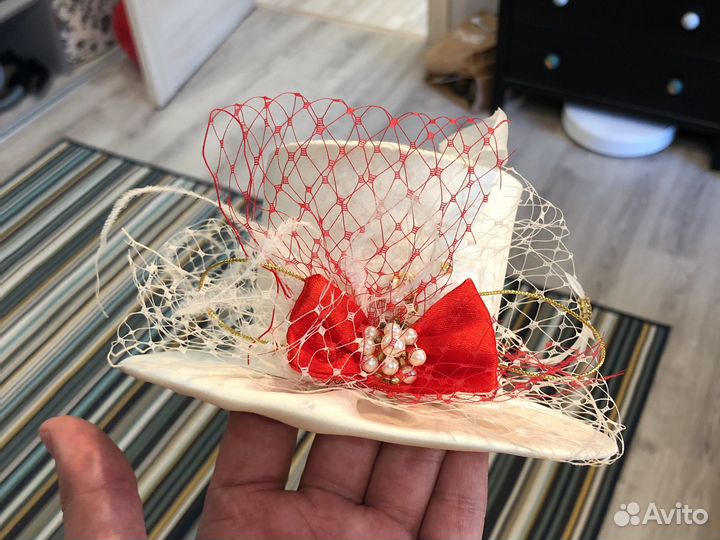 Шляпка женская