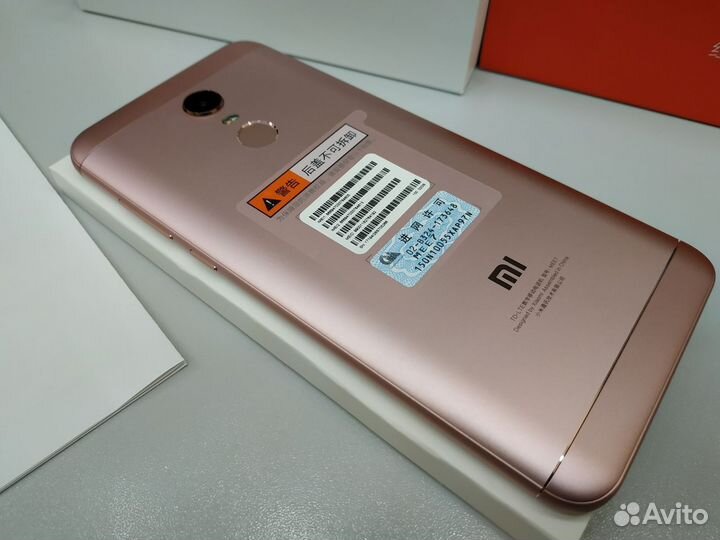 Xiaomi Redmi 5, 2/16 ГБ