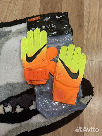 Вратарские перчатки детские Nike
