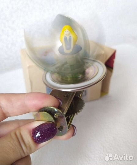 Игрушка СССР дюймовочка механическая